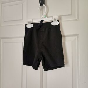 5/$10 George boys short size 12-18 m